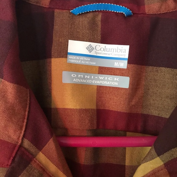 **SOLD**Button down top - Picture 3 of 3